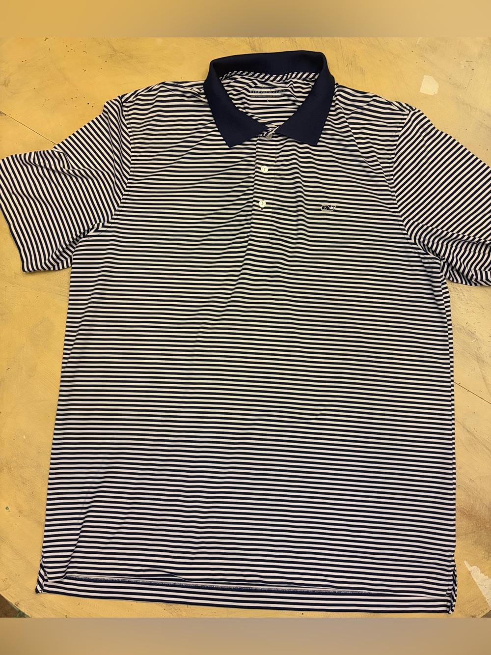Vineyard Vines Performance Golf Polo Men’s Large , Navy Blue And White Stripe